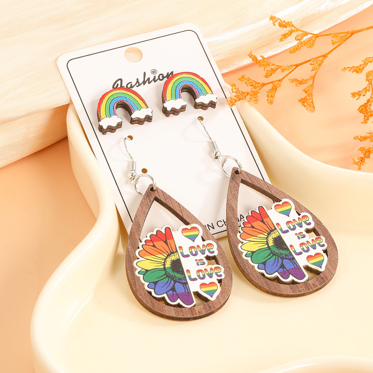 Pendientes de madera de letrero de paz estampado de arco irbow al por mayor